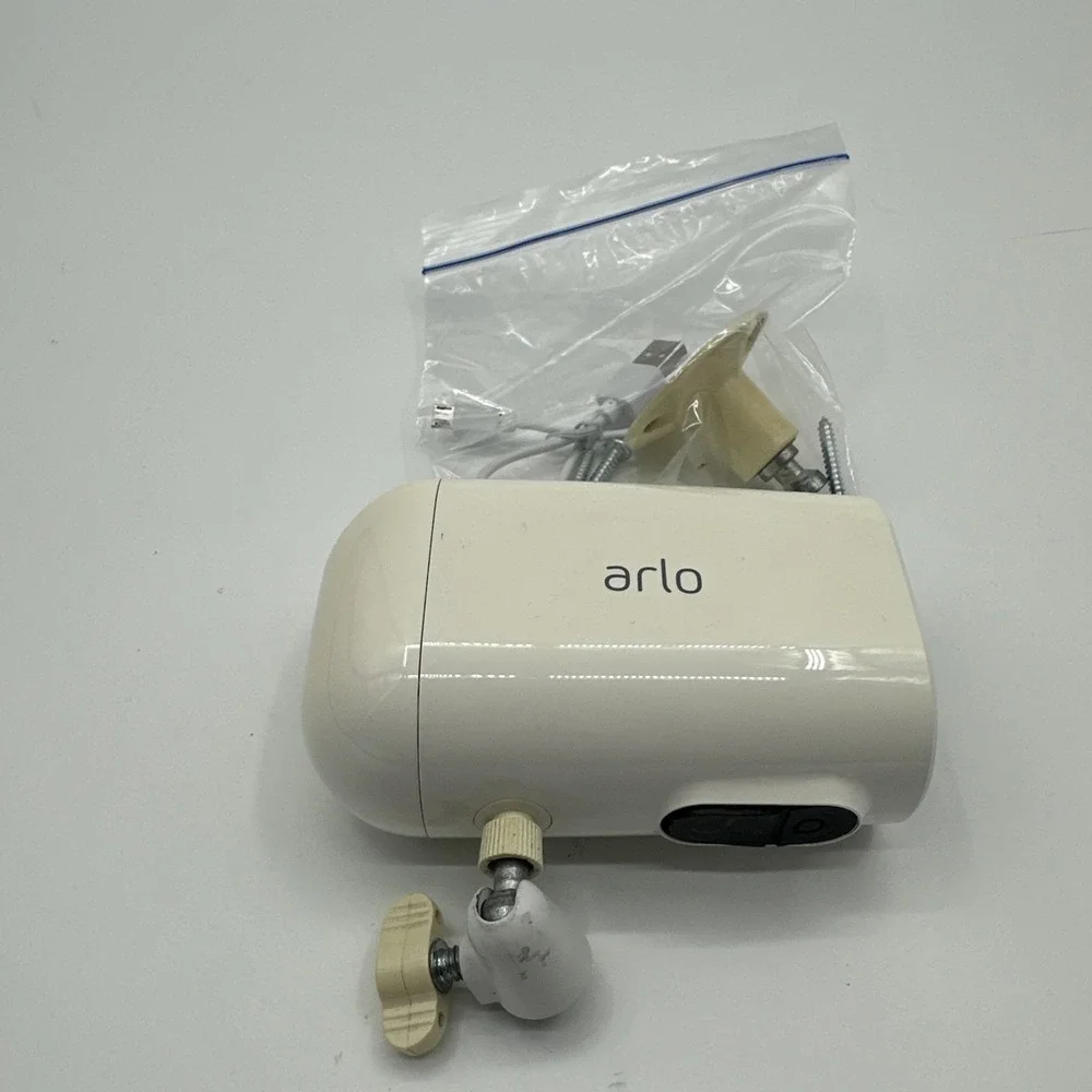 Arlo Essential XL VMC2032  Wireless Spotlight Security Camera White‎
